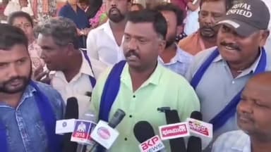 ಶಿರಾ: ವೈದ್ಯರ ವರ್ಗಾವಣೆಯನ್ನು ರದ್ದುಪಡಿಸುವಂತೆ ಆಗ್ರಹಿಸಿ ಶಿರಾದಲ್ಲಿ ಪ್ರತಿಭಟನೆ