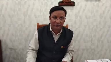 ಬಾಗಲಕೋಟೆ: ಸಂಕ್ಲಾಪುರ ಗ್ರಾಮದಲ್ಲಿ ಕಾರ್ಮಿಕರನ್ನ ರಕ್ಷಿಸಲಾಗಿದೆ, ನಗರದಲ್ಲಿ ಡಿಸಿ ಸಂಗಪ್ಪ