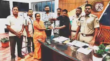 ಬೆಳಗಾವಿ: ನಗರದಲ್ಲಿ ಮಾಂಗಲ್ಯ ಸರ ಕಳೆದುಕೊಂಡ ಮಹಿಳೆಗೆ ಮಾಂಗಲ್ಯ ಸರ ಒಪ್ಪಿಸಿದ ಪೊಲೀಸರು