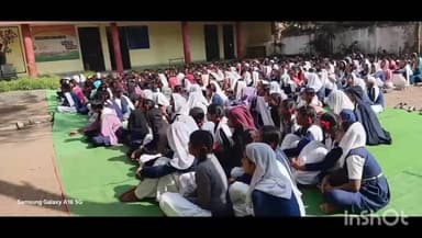 भीमपुर: पीएम श्री कन्या हायर सेकेंडरी स्कूल, भीमपुर में कैरियर मार्गदर्शन पर सोशल वर्क संबंधी जानकारी