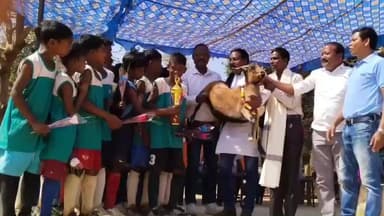 जलडेगा: आरसी बालक मध्य विद्यालय गांगुटोली में जिला स्तरीय फादर डीजरडीन हॉकी प्रतियोगिता सम्पन्न, डोडमा टीम विजयी