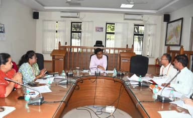 ಯಾದಗಿರಿ: ಬಾಲ ಕಾರ್ಮಿಕ -ಕಿಶೋರಾವಸ್ಥೆಯ ಕಾರ್ಮಿಕರ ಪತ್ತೆಗೆ ಜವಾಬ್ದಾರಿಯಿಂದ ಕಾರ್ಯನಿರ್ವಹಿಸಿ
- ಜಿಲ್ಲಾಧಿಕಾರಿ ಹರ್ಷಲ್ ಭೋಯರ್