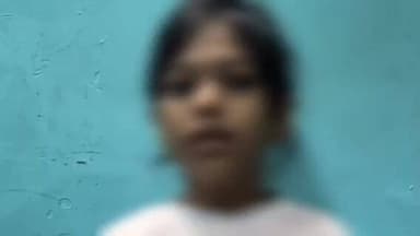 सिधौली: सिधौली में विद्यालय में टीचर ने मासूम बच्ची से 100 उठक-बैठक लगवाने पर बच्ची हुई बेहोश, परिवार ने DM से की शिकायत