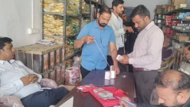 डूंगला: चित्तौड़गढ़ जिले में 'शुद्ध आहार–मिलावट पर वार' के तहत शहद और चाय पत्ती के नमूने लिए गए