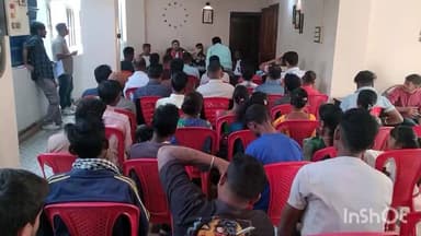 বিশ্বনাথ: সমাগত বিধান সভা নিৰ্বাচনৰ পূৰ্বে বিশ্বনাথত সঞ্জু বৰুৱাৰ নেতৃত্বত শতাধিক কংগ্ৰেছ নেতা কৰ্মীৰ দল ত্যাগ