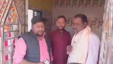 पाकुड़िया: मोंगलाबांध में पार्वती मंदिर की प्राण प्रतिष्ठा को लेकर भव्य कलश शोभायात्रा का आयोजन