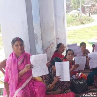 सूर्यपुरा: सूर्यपुरा आईसीडीएस कार्यालय में सीडीपीओ ने मातृत्व वंदन योजना और कन्या उत्थान योजना का शिविर आयोजित किया