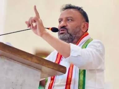 బిచ్కుంద: బిచ్కుందలో తొలి మున్సిపల్ ఎన్నికల్లో కాంగ్రెస్ ఘన విజయం, పట్ల హర్షం వ్యక్తం చేసిన మాజీ ఎమ్మెల్యే తోట లక్ష్మీకాంతారావు