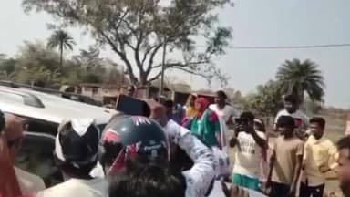 चंदनकियारी: गलगलटांड़ गांव में बच्चा चोर गिरोह के शक में स्कार्पियो सवार 6 महिलाओं में से 4 पकड़ी गईं, 2 फरार