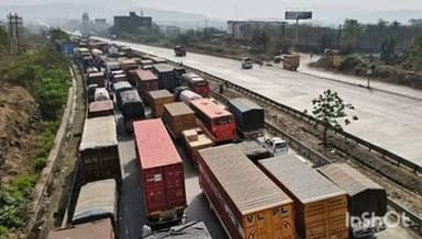 खालापूर: मुंबई-पुणे एक्स्प्रेस-वेवरील अपघातानंतर मोठा निर्णय