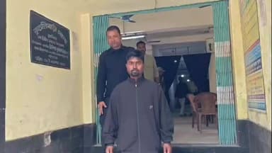 হলদিবাড়ি: অবৈধ পারাপার ও গরু পাচারে সহায়তার অভিযোগে মেখলিগঞ্জে যুবক গ্রেফতার, আদালতে পেশ—চক্রের যোগ খতিয়ে দেখছে পুলিশ