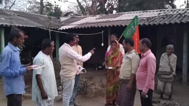 গড়বেতা ১: শালকুনি বিধানসভা কেন্দ্রের মেটালাতে বিজেপির গৃহ সম্পর্ক অভিযান