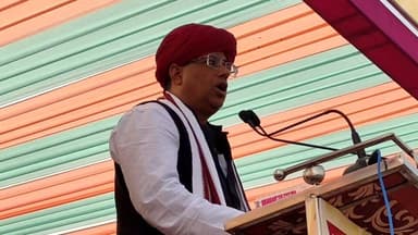 बगड़ावत संगम महोत्सव में
गरजे विजय बैंसला.....
#बगड़ावत_संगम_महोत्सव #BagdawatSangamMahotsav #GurjarSamaj
#मुरलीराम_गुर...