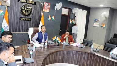 जनगणना 2027 की तैयारियां जोरों पर डीएम ने दिए सख्त निर्देश