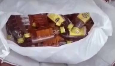 कुंडम: पडरिया में घर के सामने अवैध शराब बेचता आरोपी गिरफ्तार, 26 देशी शराब के पव्वे जब्त