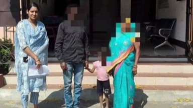 ସୁନ୍ଦରଗଡ ସହର: ତଳସରା ପୋଲିସ ଦ୍ବାରା ଜଣେ ନିରୁଦ୍ଦିଷ୍ଟ ମହିଳା ଓ ତାଙ୍କ ଶିଶୁ ଉଦ୍ଧାର, ସୁନ୍ଦରଗଡ ଓ ଝାଡ଼ଖଣ୍ଡ ସୀମାନ୍ତ ରୁ ଉଦ୍ଧାର