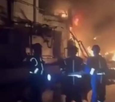 చౌటుప్పల్: దుంతిగూడంలోని బృందావన్ ల్యాబ్ లో భారీ పేలుడు