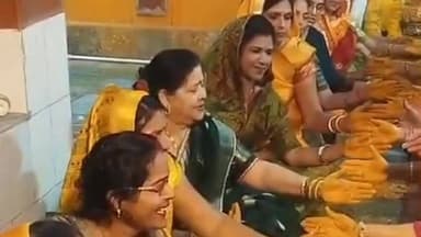 गुलाना: अकोदिया के पशुपतिनाथ मंदिर में हल्दी मेहंदी का आयोजन, शिव-पार्वती विवाह उत्सव की हुई शुरुआत, महिलाओं ने गाए मंगल गीत