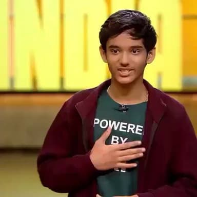 गाजियाबाद के DPS स्कूल के 13 साल के लड़के जयवर्धन त्यागी से मिलिए और हिंदी में उनकी स्पीच सुनिए। वह बहुत होनहार बच्चा है
#VideoViral