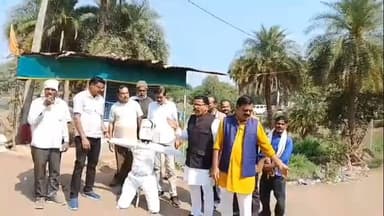 नटेरन: अमेरिका से ट्रेड डील के विरोध में नटेरन और देव खजूरी में कांग्रेस का प्रदर्शन, शिवराज सिंह चौहान का पुतला फूंका