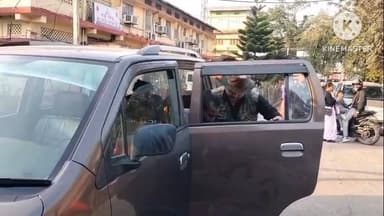 গোলাঘাট: গোলাঘাট চিনাতলিত হাতীৰ আক্ৰমণত আঘাতপ্ৰাপ্ত এজন লোকক গোলাঘাট শ্বহীদ কোশল কোঁৱৰ অসামৰিক চিকিৎসালয়ত ভৰ্তি বন বিভাগৰ