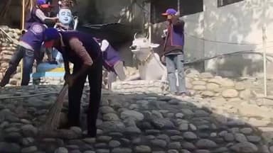 कैथल: कैथल के राजकीय स्कूल के स्वयंसेवकों ने सार्वजनिक स्थलों पर चलाया स्वच्छता अभियान