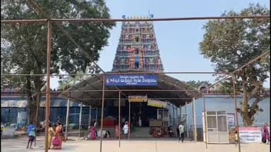 మహదేవ్పూర్: మహాశివరాత్రి వేడుకలకు ముస్తాబ్ అవుతున్న కాలేశ్వర ముక్తేశ్వర ఆలయం