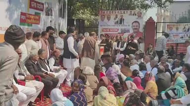 सोनीपत - बुढ़ापा पेंशन काटने के विरोध में कांग्रेस का धरना प्रदर्शन लाइव
#loveindianews #14thfebruary #कांग्रेस #BLACK...