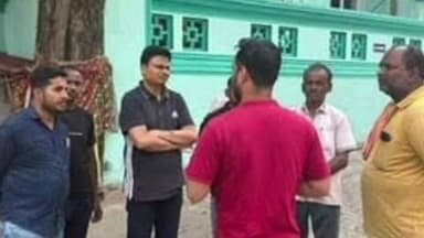 ତିର୍ତ୍ତୋଲ: ବରେଡିଆ ପଞ୍ଚାୟତ ର ପୂର୍ବତନ ସରପଞ୍ଚ ସୁଦର୍ଶନ ବାହାଲିଆ ଙ୍କ ପୁଅ ବିଶ୍ୱଜିତ୍ ବାହାଲିଆ ଙ୍କ ଦେହାନ୍ତ ଖବର ଶୁଣି ପହଂଚିଲେ ସ୍ଥାନୀୟ ବିଧାୟକ