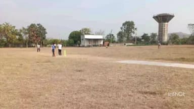 અમીરગઢ: કોલેજમાં ક્રિકેટ ટુર્નામેન્ટ યોજાઈ જેમાં ચાર ટીમે ભાગ લીધો, બનાસ- 11 ટીમ ચેમ્પિયન બની.