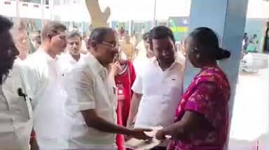 பரமத்தி வேலூர்: பரமத்தியில் தனியார் பள்ளியில் நலம் காக்கும் ஸ்டாலின் மருத்துவமுகாமினை முன்னாள் எம்.எல்.ஏ மூர்த்தி பார்வையிட்டார்