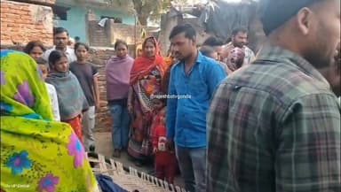 #gonda #dhanepur #dogbyte
गोंडा के धानेपुर में कुत्तों ने ली बच्ची की जान
5 साल की मासूम को 2 कुत्तों ने नोच कर मार डाल...