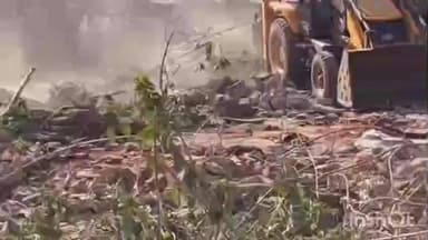 रमना: बगौंधा में न्यायालय के आदेश पर चला बुलडोजर, 21 डिसमिल जमीन पर दिलाया गया कब्जा: 11 दिनों में दूसरी बड़ी कार्रवाई