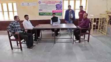 राजाखेड़ा: राजाखेड़ा में विशेष प्री लिटिगेशन लोक अदालत का आयोजन, एसबीआई के 6 प्रकरणों में पौने आठ लाख रुपये के अवार्ड पारित किए गए