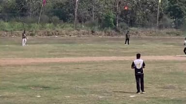 પારડી: નાનાવાઘછીપા ખાતે 12 એસોસિએશન દ્વારા ટેનિસ ક્રિકેટ ટુર્નામેન્ટ યોજાઈ,અન્ડર 19 ખેલાડી હેનિલ ઉપસ્થિત રહ્યો