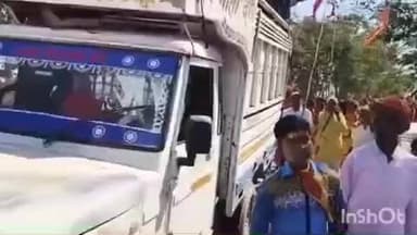 लातेहार: महा शिवरात्रि पर महाकालेश्वर मंदिर पकरार में भव्य कलश यात्रा का आयोजन