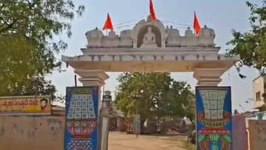 బిచ్కుంద: బిచ్కుందలో కాశీ విశ్వనాథ ఆలయంలో ఈనెల 15,16,17 తేదీల్లో వైభవంగా మహాశివరాత్రి ఉత్సవాలు, మఠఅధిపతి సోమలింగ శివాచార్య