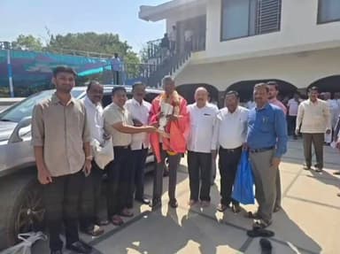 ಗೋಕಾಕ: ನಗರದಲ್ಲಿ ಸಾರ್ವಜನಿಕರ ಸಮಸ್ಯೆ ಆಲಿಸಿದ ಸಚಿವ ಸತೀಶ್ ಜಾರಕಿಹೊಳಿ