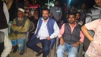 কুমারগঞ্জ: কুমারগঞ্জের তিলনা মোড়ে বিধায়ক তোরাব হোসেনের উপস্থিতিতে লক্ষ্মী এলো ঘরে কর্মসূচি