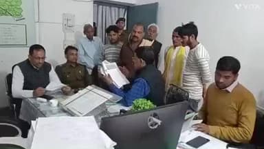 गड़हनी: गड़हनी अंचल के जनता दरबार में प्रखंड क्षेत्र से आए 17 मामलों में से दो का किया गया निपटारा