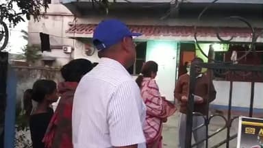 आदित्यपुर गम्हरिया: गायत्री नगर वार्ड 4: चुनाव लड़ रहे पूर्व पार्षद के पोस्टर फाड़े गए, शिकायत दर्ज होगी