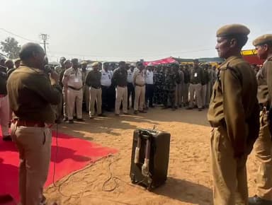 मगरलोड: राजिम कुंभ में पुलिस ने बढ़ाई सुरक्षा व्यवस्था, जवानों की संख्या में हुआ इजाफा, राजिम मेले का चल रहा अंतिम चरण