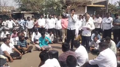 ಭಾಲ್ಕಿ: ಹಿಂದೂ ದೇವರುಗಳಿಗೆ ಅವಮಾನಿಸಿದ ಆರೋಪಿ ಬಂಧನಕ್ಕೆ ಒತ್ತಾಯಿಸಿ ಮೇಹಕರ್ ಗ್ರಾಮದಲ್ಲಿ ಬೃಹತ್ ಪ್ರತಿಭಟನೆ