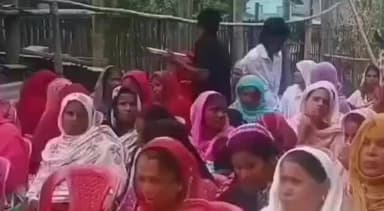 নগাঁও: কলিয়াবৰ হাৰমতি ৱাৰ্ডত অগপ দলৰ দলীয় কৰ্মী আৰু আঞ্চলিক পৰিষদৰ উপস্থিতত এখন সভা অনুস্থিত