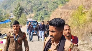 #BreakingNews ভুবনে পূণ্যার্থীদের সমাগম শুরু। আজ সকাল থেকে ভুবন পাহাড়ে ভুবন বাবার মন্দিরে পাড়ি দিতে শুরু করেছেন পূণ্যার্...