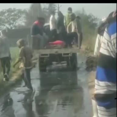 मुंडावर: तिलकरूडी गांव के मुख्य रास्ते पर पानी भरा रहने से आमजन को हो रही परेशानी, शिकायत के बाद नहीं हो रही सुनवाई