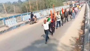 হলদিবাড়ি: জামালদহে নাবালিকার রহস্যমৃত্যু ঘিরে উত্তাল এলাকা, ১২ ঘণ্টার বনধ—গ্রেফতার যুবক ৫ দিনের পুলিশি হেফাজতে