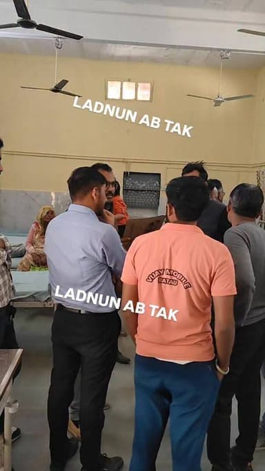 लाडनूँ:-सड़क हादसे में एक कि #मौत,गाय को बचाने के #चक्कर में अटिंगा कार का बिगड़ा संतुलन,खाई में पलटी,हादसे में आधा #दर्जन...