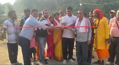 #BreakingNews কৃষ্ণপুরে ভুবনতীর্থ যাত্রীমেলার উদ্বোধন।
শিব চতুর্দশী উপলক্ষে শৈবতীর্থ ভুবন তীর্থে শুরু হয়েছে ঐতিহ্যবাহী...