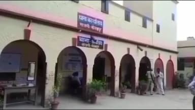 खजनी: खजनी इलाके में दहेज के लिए पति ने पत्नी को पीटा, पीड़िता ने खजनी थाने में दर्ज कराई शिकायत, जांच शुरू